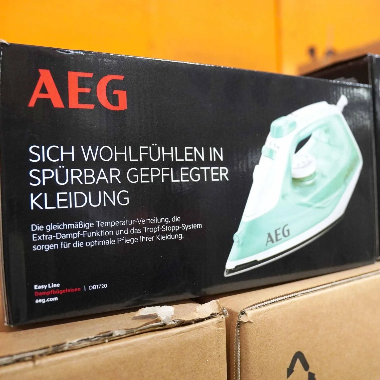 Großes AEG-Kleingeräte-Paket (verschiedene Zustände) Klimagerät Bügeleisen Luftreiniger Mixer & Zubehör 3