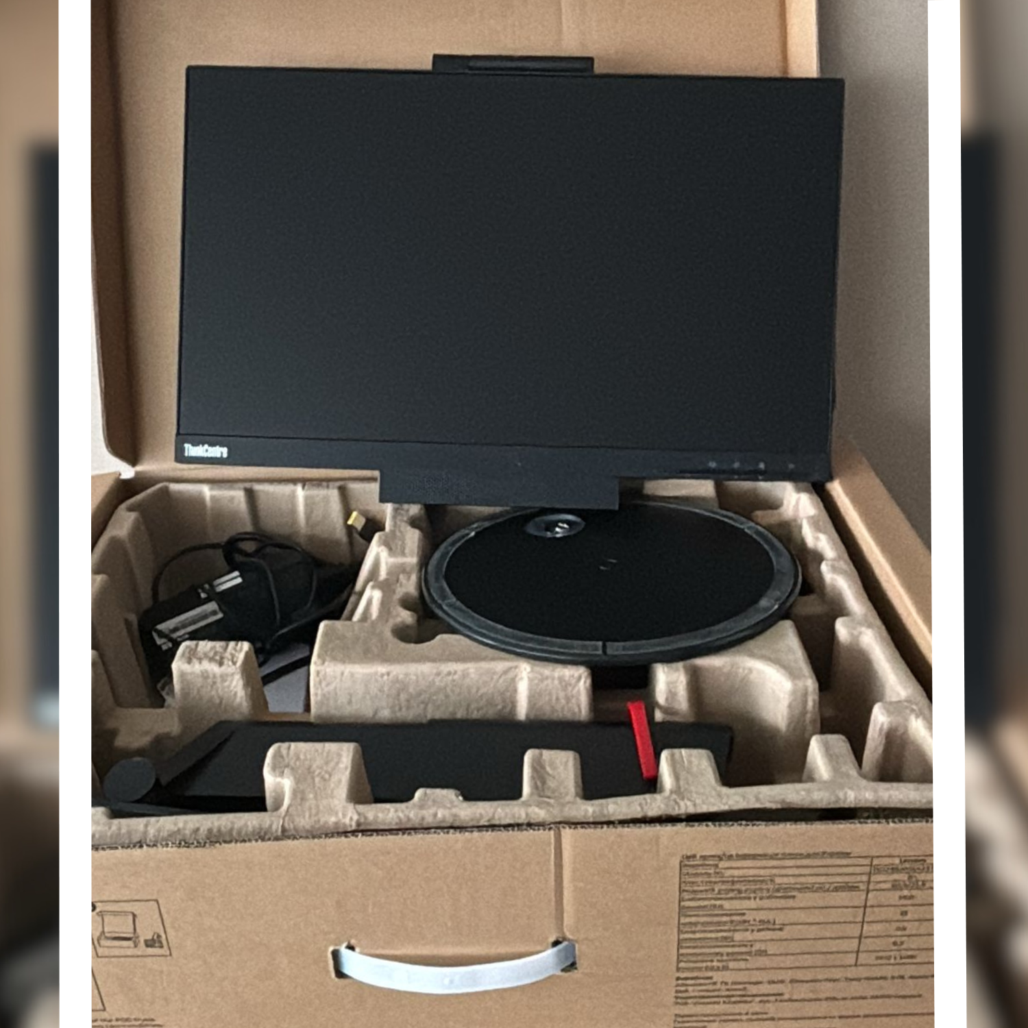 40 Stück (B-Ware, geprüft) - Lenovo Monitore 